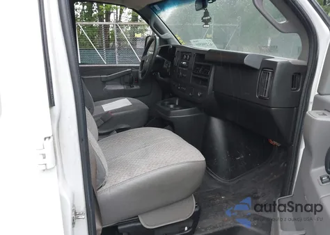 2019 Chevrolet Express 3500 Work Van from USA, damaged, VIN 1GCZGHFG5K1361937